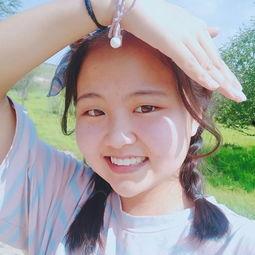 進娛樂圈吃瓜的小說,從吃瓜群眾到幕后推手的華麗蛻變