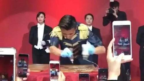 快樂吃瓜娛樂新聞最新消息,快樂吃瓜，明星隱私再掀波瀾！