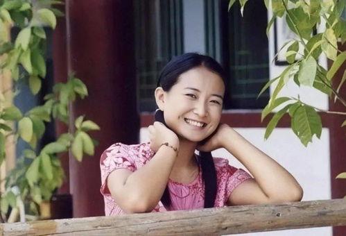 娛樂吃瓜醬賈玲,娛樂吃瓜界的“瓜王”，揭秘娛樂圈幕后故事