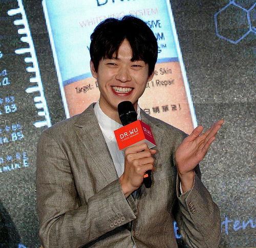 娛樂圈吃瓜小組名單公布,揭秘明星幕后故事，揭秘娛樂圈真相