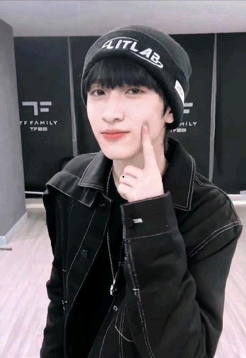 嚴浩翔吃瓜娛樂圈,娛樂圈背后的那些瓜