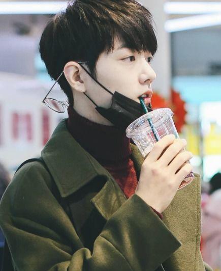 吃瓜娛樂肖戰(zhàn),瓜田李下，娛樂界的璀璨明星