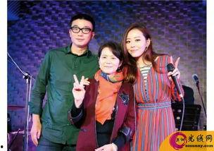 娛樂吃瓜大創(chuàng)作,揭秘明星們的幕后故事與甜蜜瓜皮