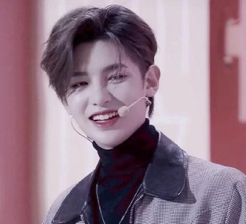 吃瓜娛樂黃明昊,吃瓜娛樂界的青春偶像